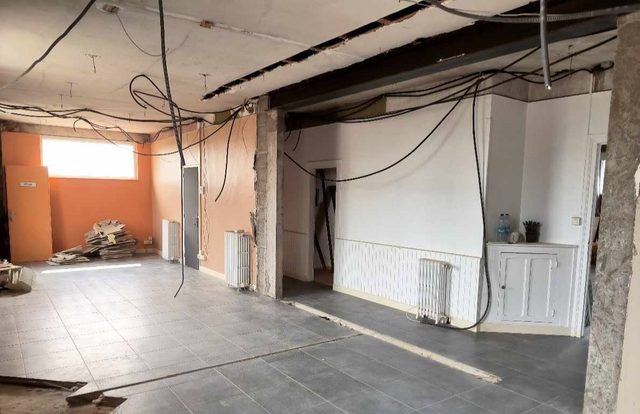 Après : l’étage ouvert, prêt pour l’aménagement des appartements.